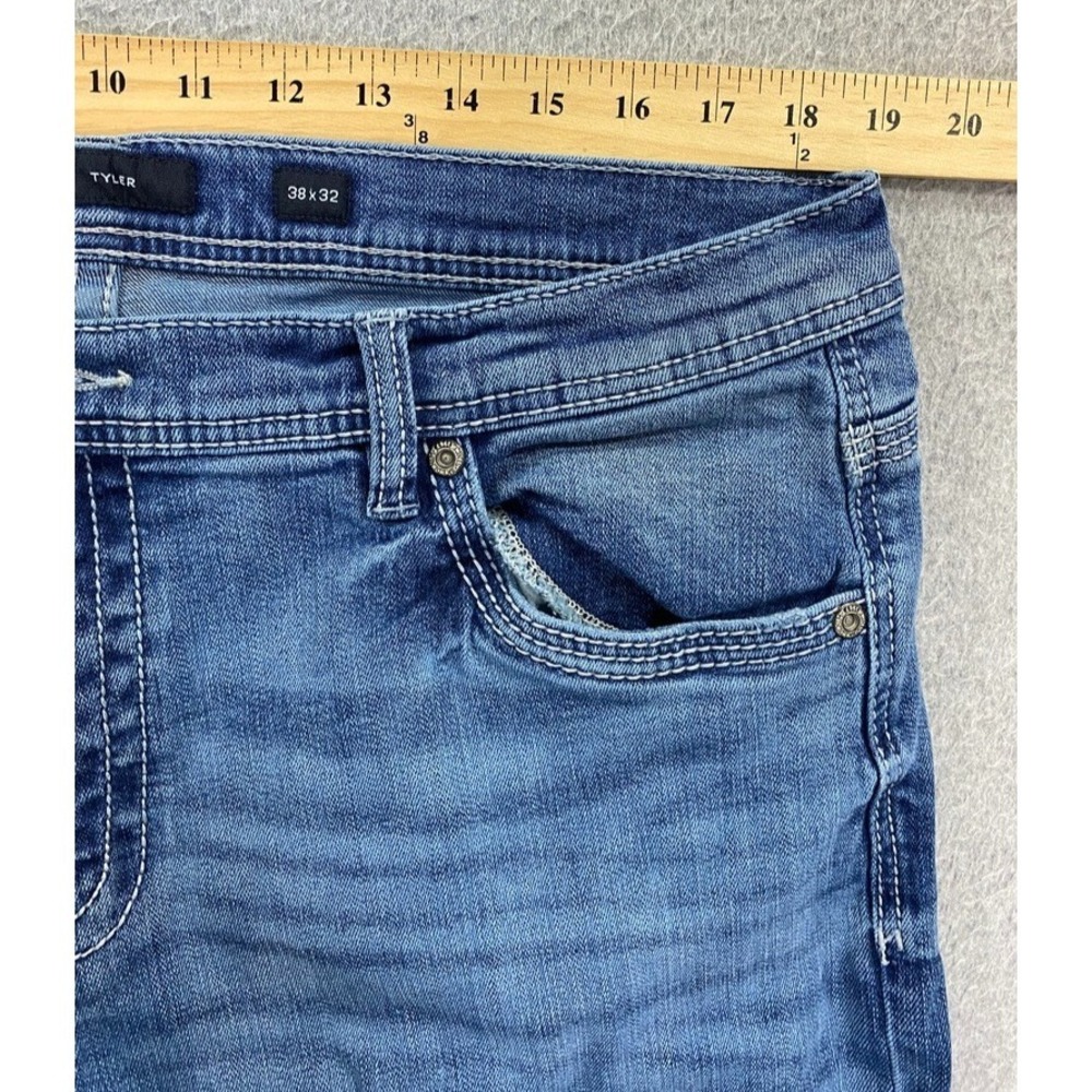 BKE Tyler Jeans Men's 38x32 Straight Bootcut Medium Wash Stretch Denim Casual - Picture 2 of 9